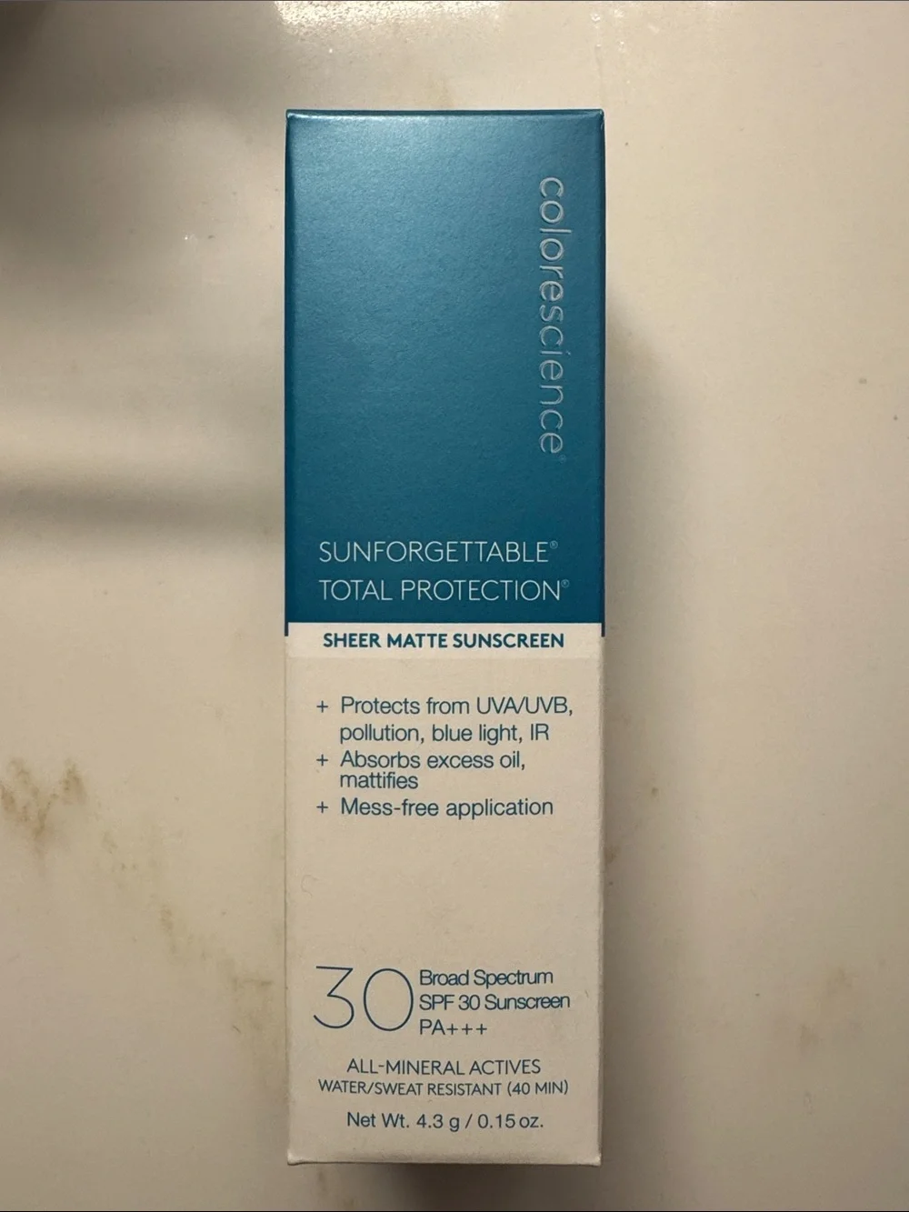 BNIB Sheer Matte SPF 30 Sunscreen Brush Colorescience